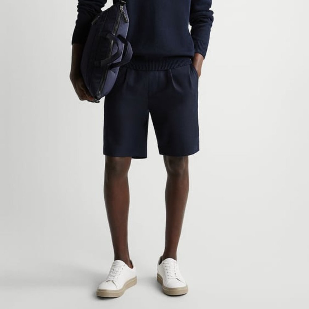 NWT Mens Textured Jogger Waist Shorts Navy blue M